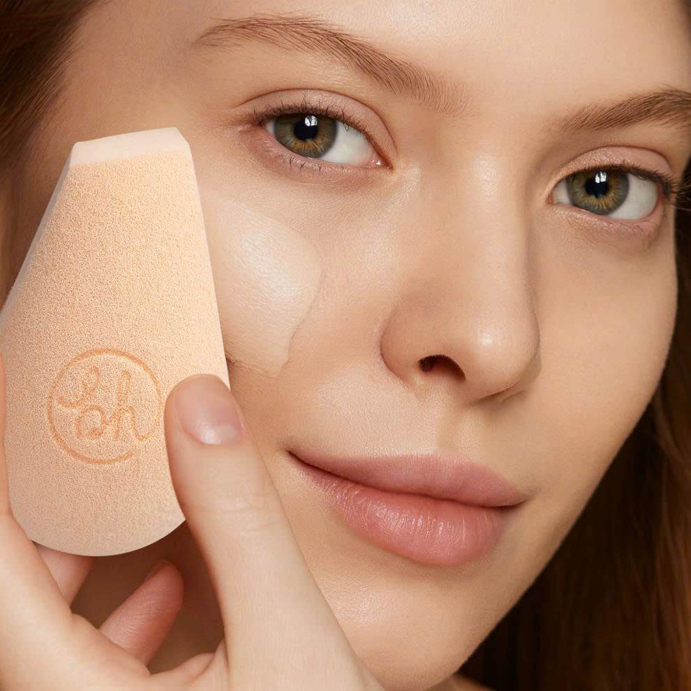 Mút Tán Nền Che Khuyết Điểm Tạo Khối BH Cosmetics Foundation Blender BHM003